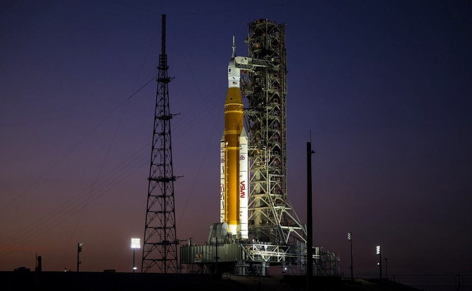 De Artemis II op lanceerplatform 39B